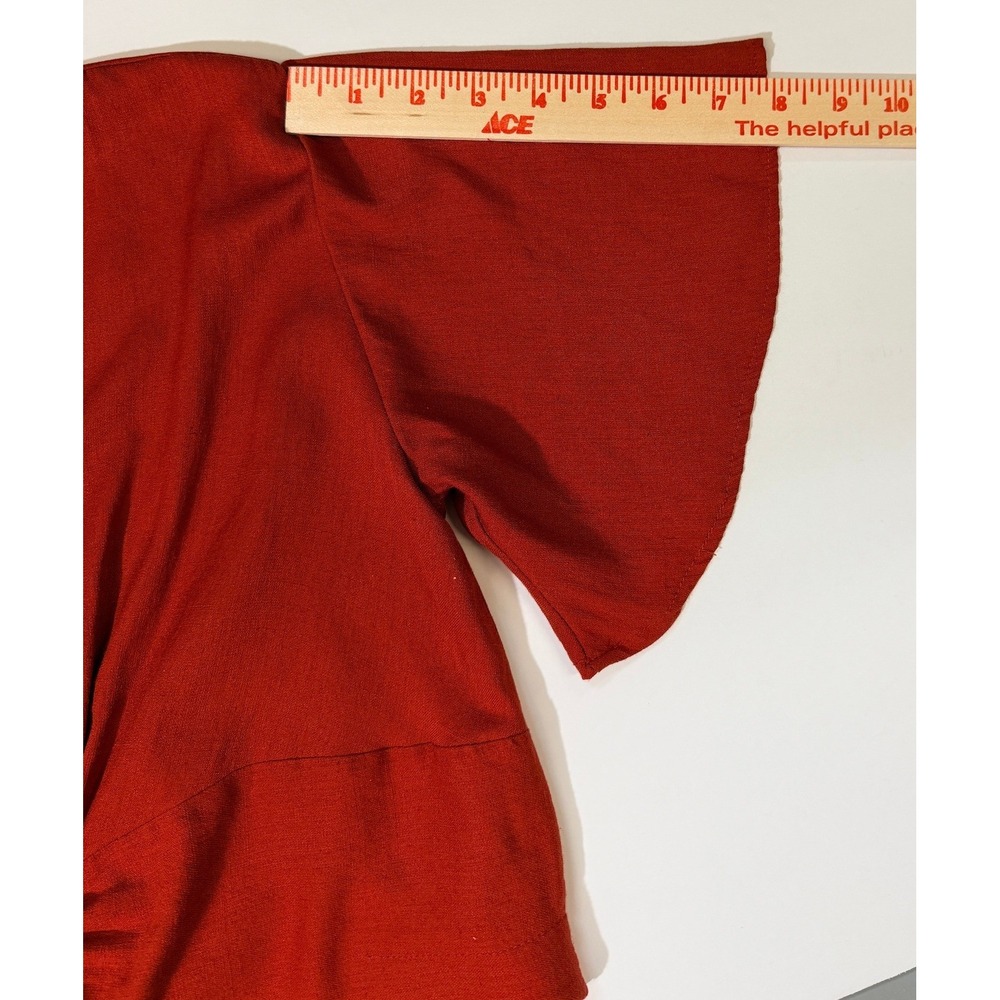 Timing Rust Red Twist Front Crop Top Medium V-Neck Linen Blend Short Sleeve - Picture 15 of 16